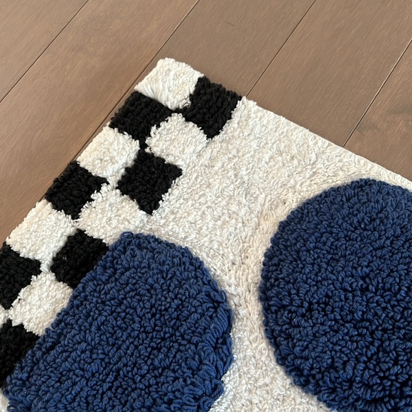 MacKenzie-Childs 24x36 Royal Dot Bath Rug - Picture 5 of 13